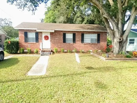 214 Nelson Street Auburndale FL 33823