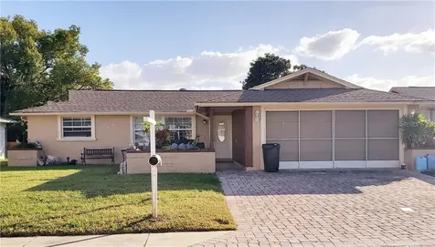 7520 Oakshire Drive Port Richey FL 34668