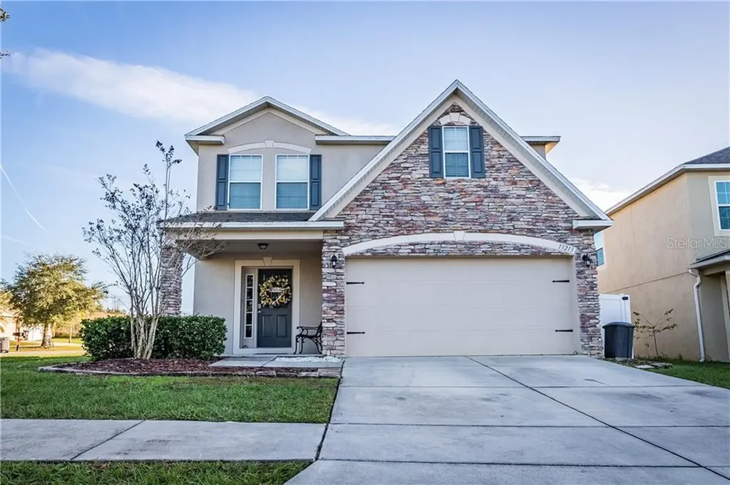 13213 Waterford Castle Drive Dade City FL 33525