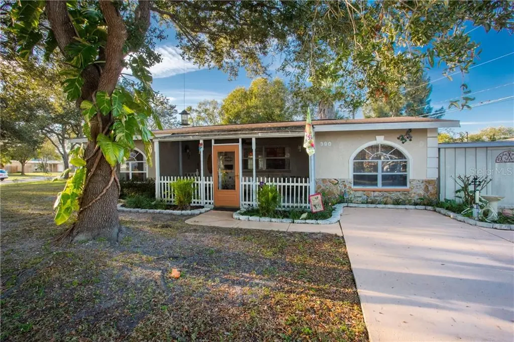 390 58th Avenue NE St Petersburg FL 33703