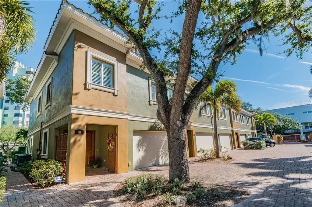 4907 Bayshore Boulevard Tampa FL 33611