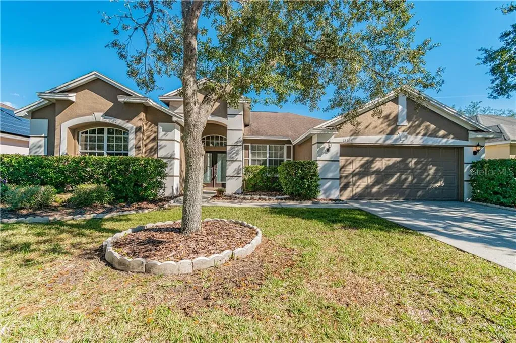 18103 Kennesaw Court Tampa FL 33647