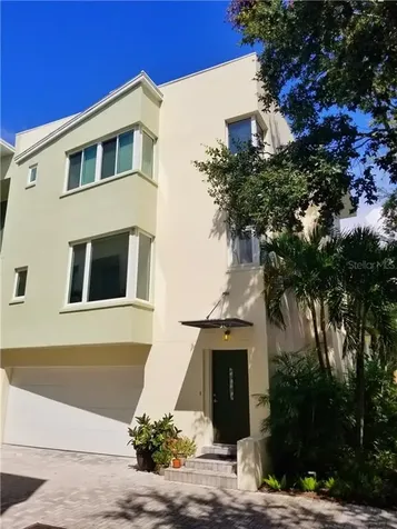309 4th Avenue N St Petersburg FL 33701