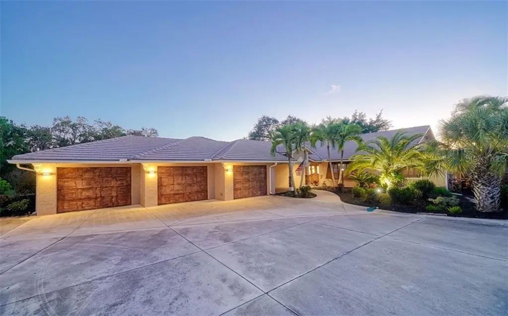 925 Bayshore Road Nokomis FL 34275