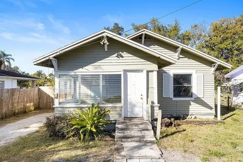 2226 11th Street W Bradenton FL 34205