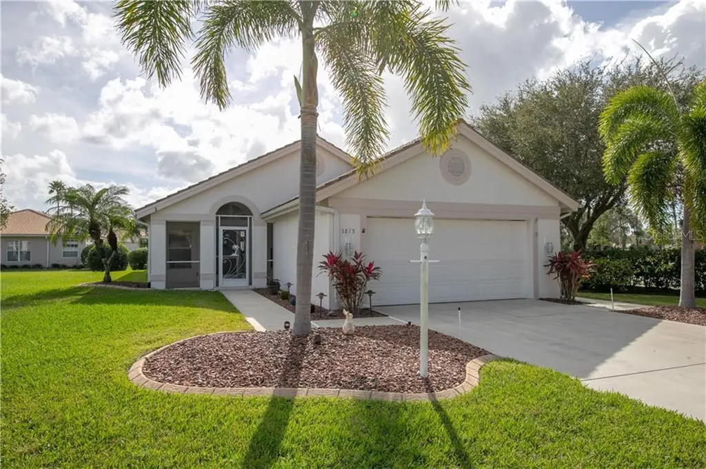 5815 White Oak Bayou Court Bradenton FL 34203