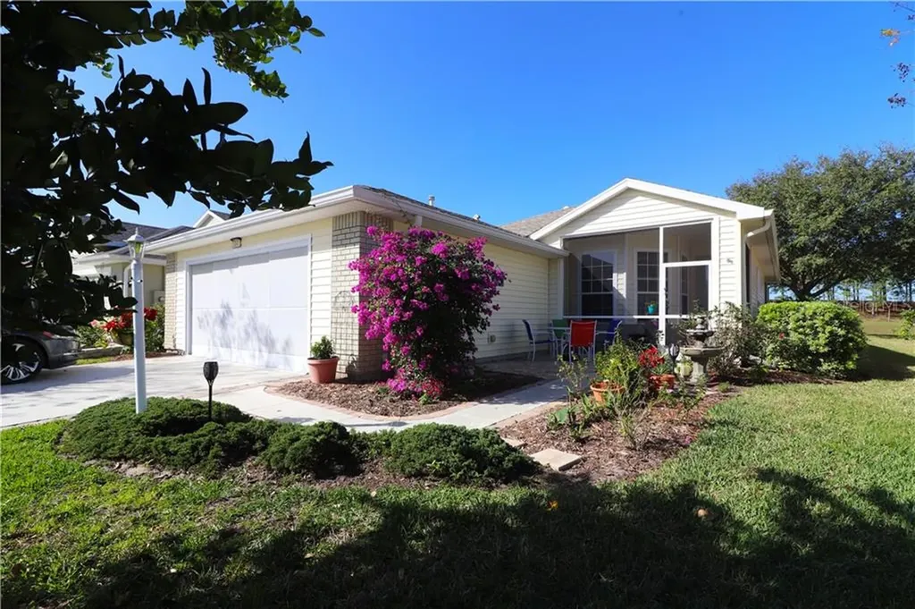 5341 Sir Churchill Drive Leesburg FL 34748