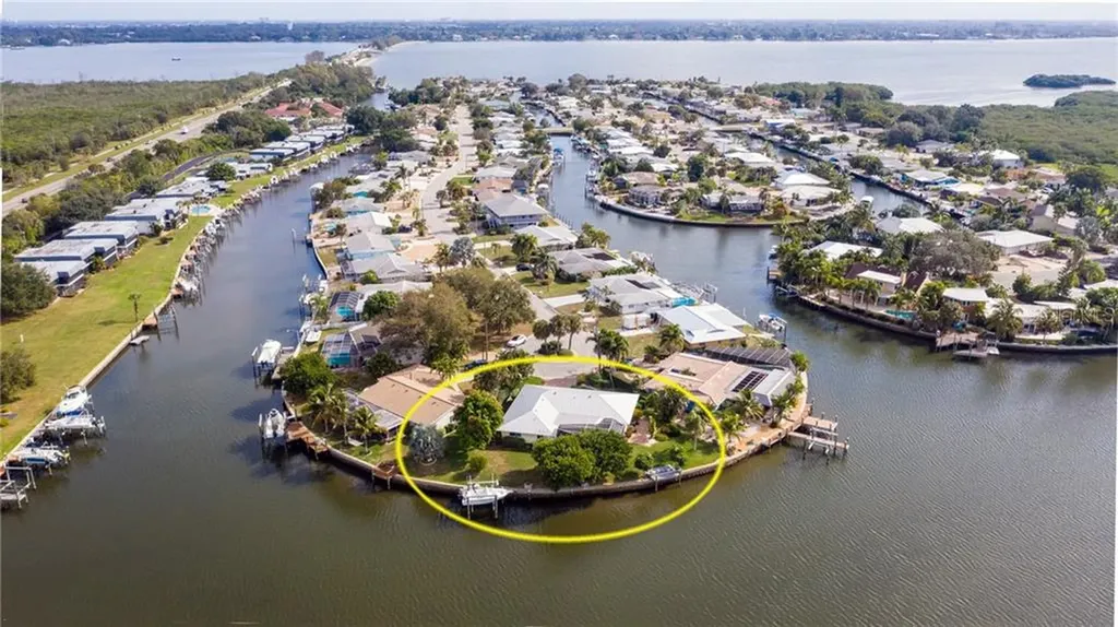 10436 Sandpiper Road W Bradenton FL 34209