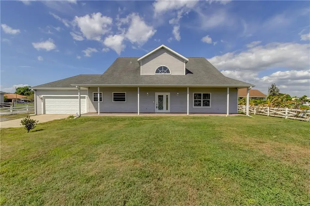 6916 69th Street E Palmetto FL 34221