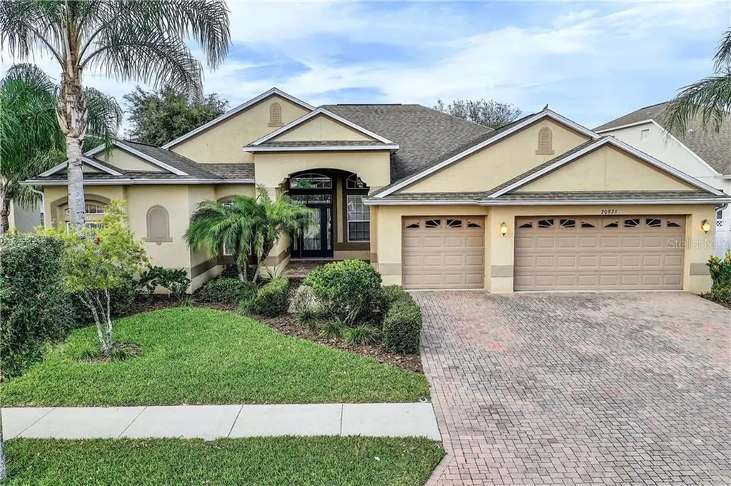 20921 Siena Lake Road Land O Lakes FL 34638
