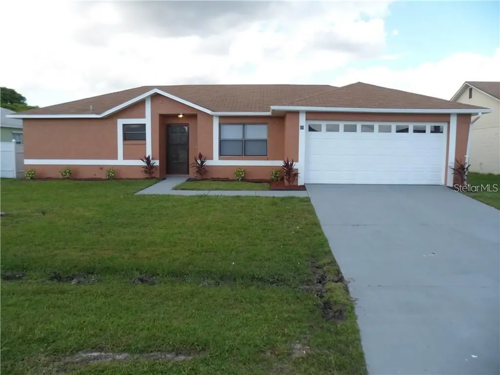 68 Bolton Court Kissimmee FL 34758