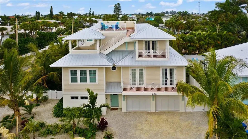 202 54th Street Holmes Beach FL 34217