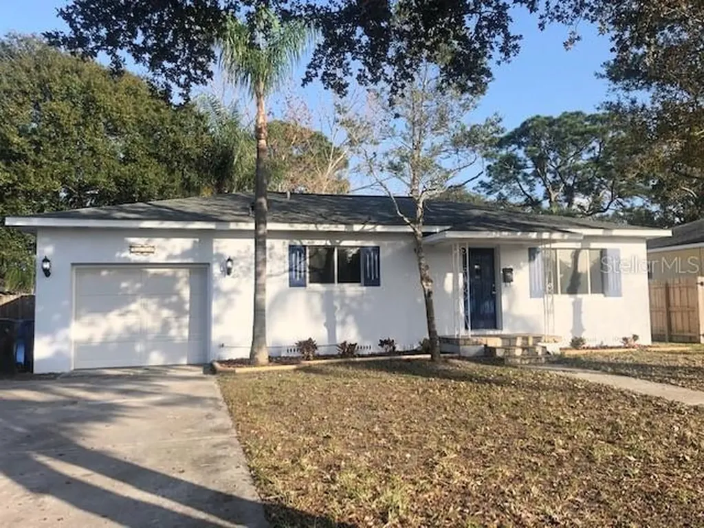 9009 3rd Street N St Petersburg FL 33702