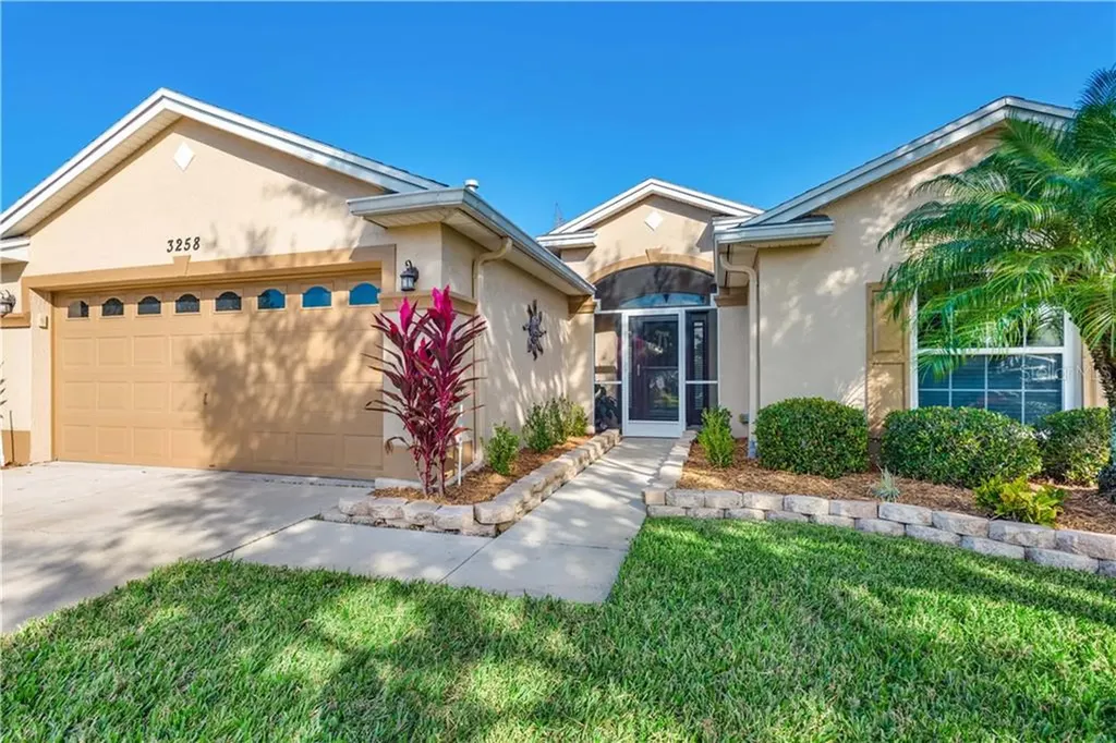 3258 Bellflower Way Lakeland FL 33811