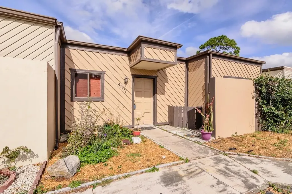 4307 Cedar Grove Street Holiday FL 34691