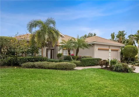 6832 Bay Hill Drive Lakewood Ranch FL 34202
