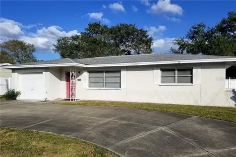 8627 113th Street Seminole FL 33772