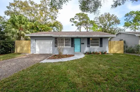 777 62nd Avenue N St Petersburg FL 33702