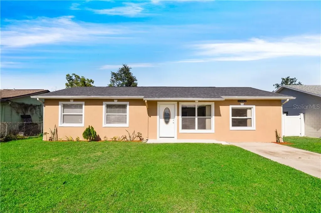 2321 Caborn Street Orlando FL 32839