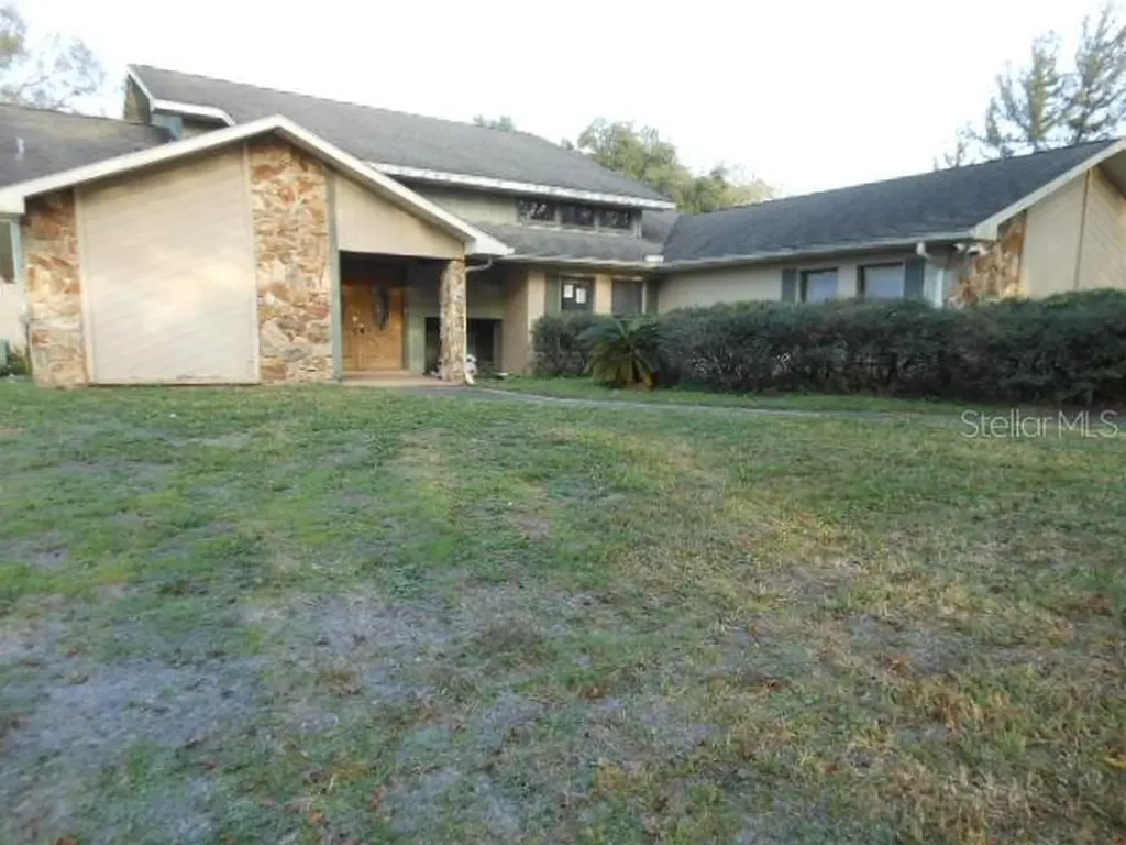 4015 Cardinal Court Land O Lakes FL 34639