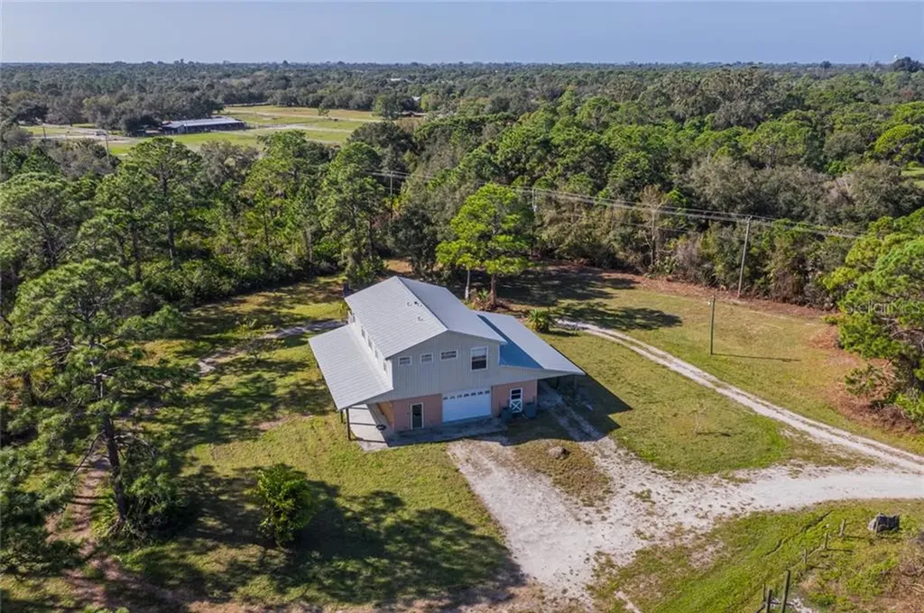 1465 Crestwood Road Englewood FL 34223