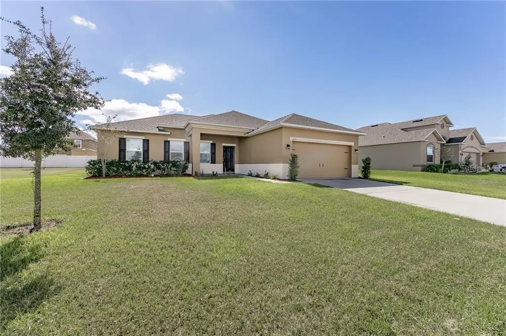 3313 Lynrock Avenue Dundee FL 33838