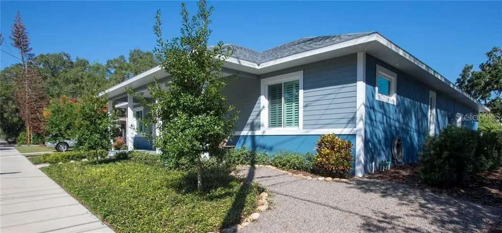 233 3rd Street N Safety Harbor FL 34695