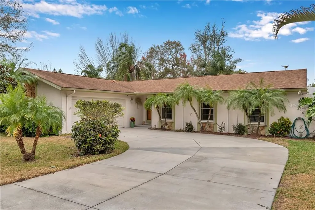 1965 Spanish Oaks Drive N Palm Harbor FL 34683