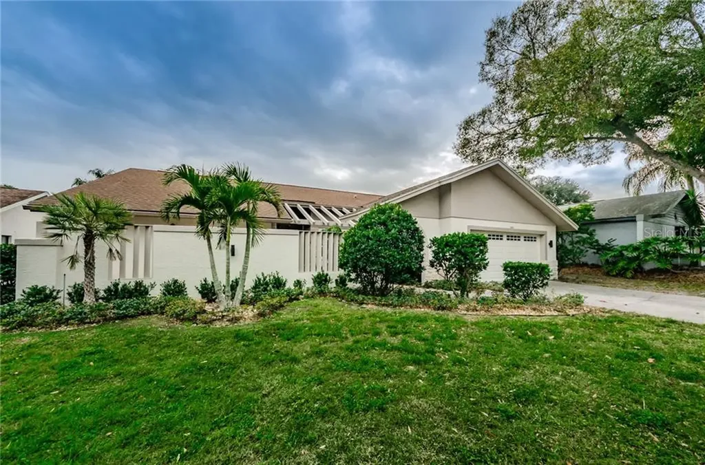 3002 Valencia Lane E Palm Harbor FL 34684