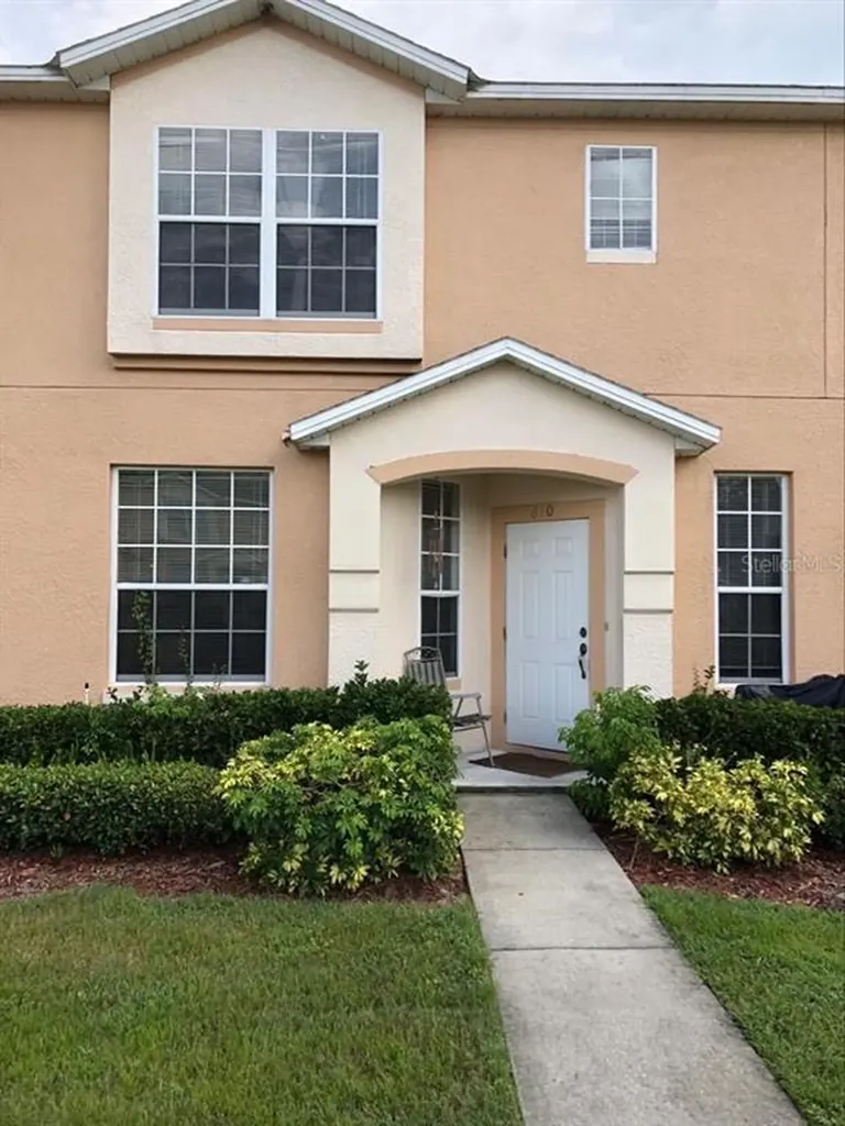 612 Captiva Circle Kissimmee FL 34741