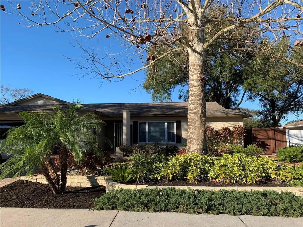 138 Kendale Drive Safety Harbor FL 34695