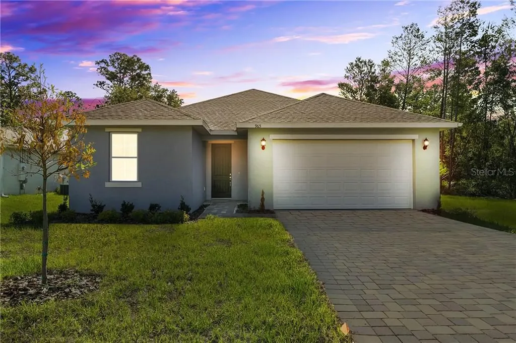 965 9th Avenue Deland FL 32724