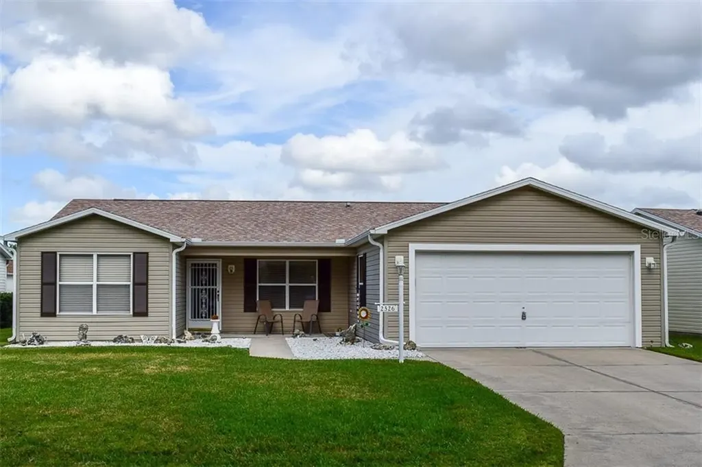 2526 Privada Drive The Villages FL 32162