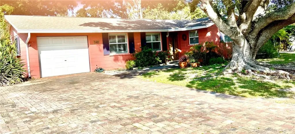 402 Bay Palms Drive Holmes Beach FL 34217