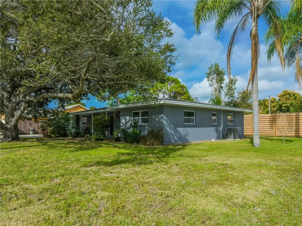 2185 Sandrala Drive Sarasota FL 34231