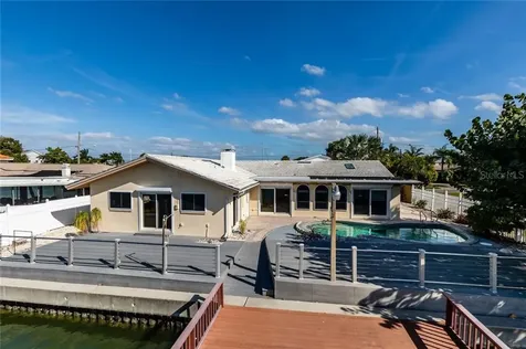 1461 Sea Gull Drive S St Petersburg FL 33707
