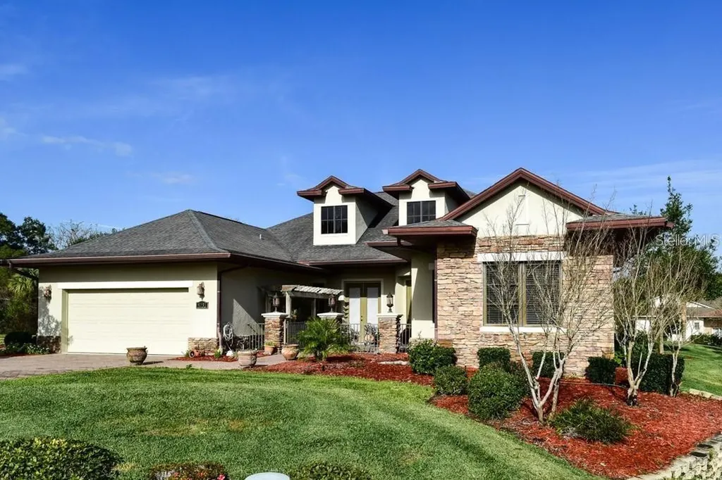5233 Fountain Walk Lady Lake FL 32159