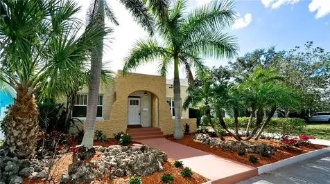 2411 14th Avenue W Bradenton FL 34205