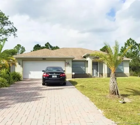 3811 Bridge Drive North Port FL 34288