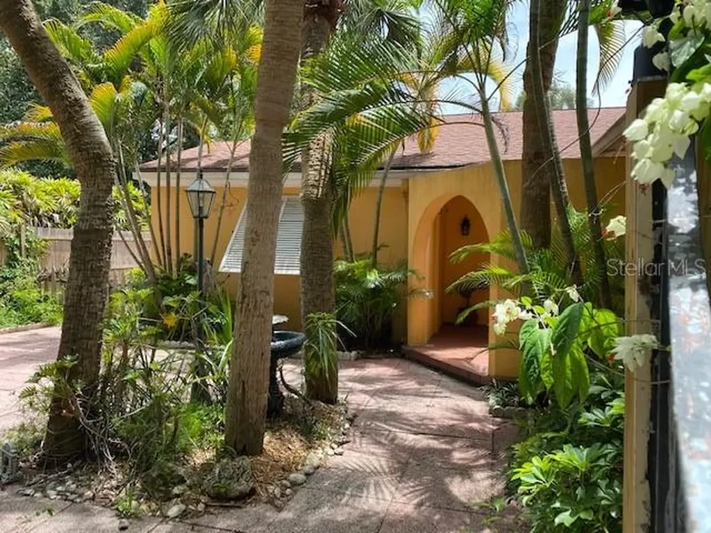 200 60th Avenue S St Petersburg FL 33705