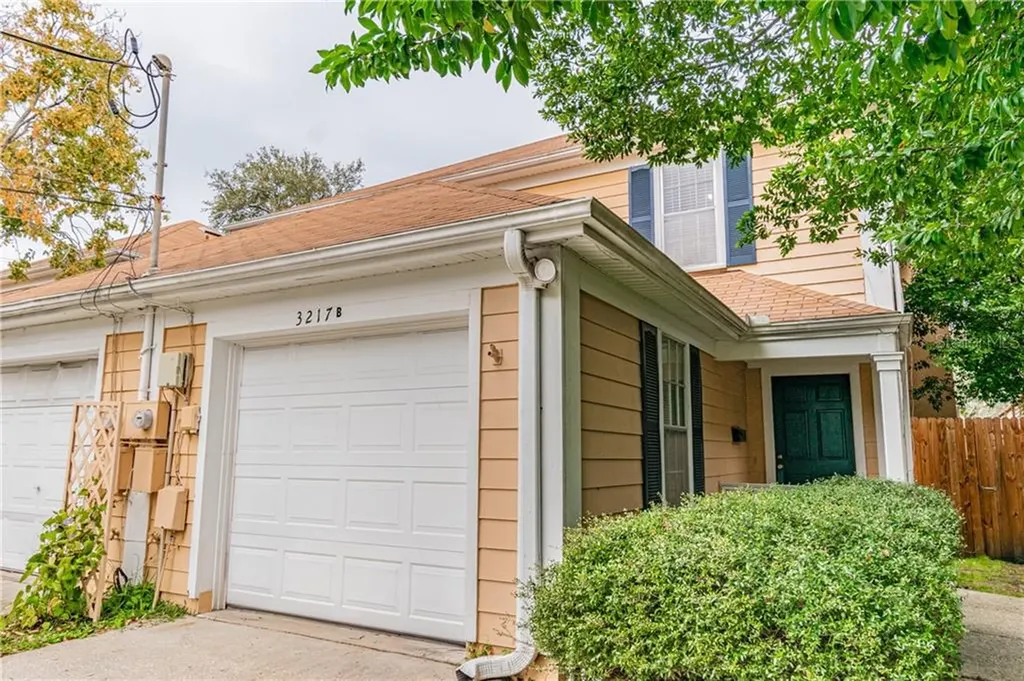 3217 W Santiago Street Tampa FL 33629