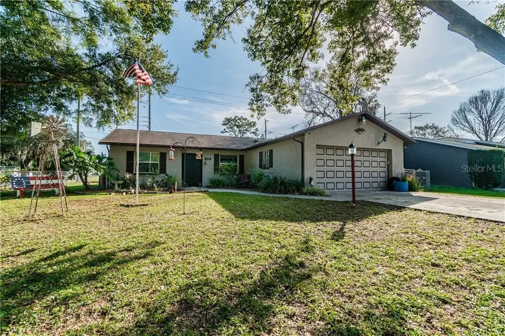 4720 Wisteria Drive Zephyrhills FL 33542