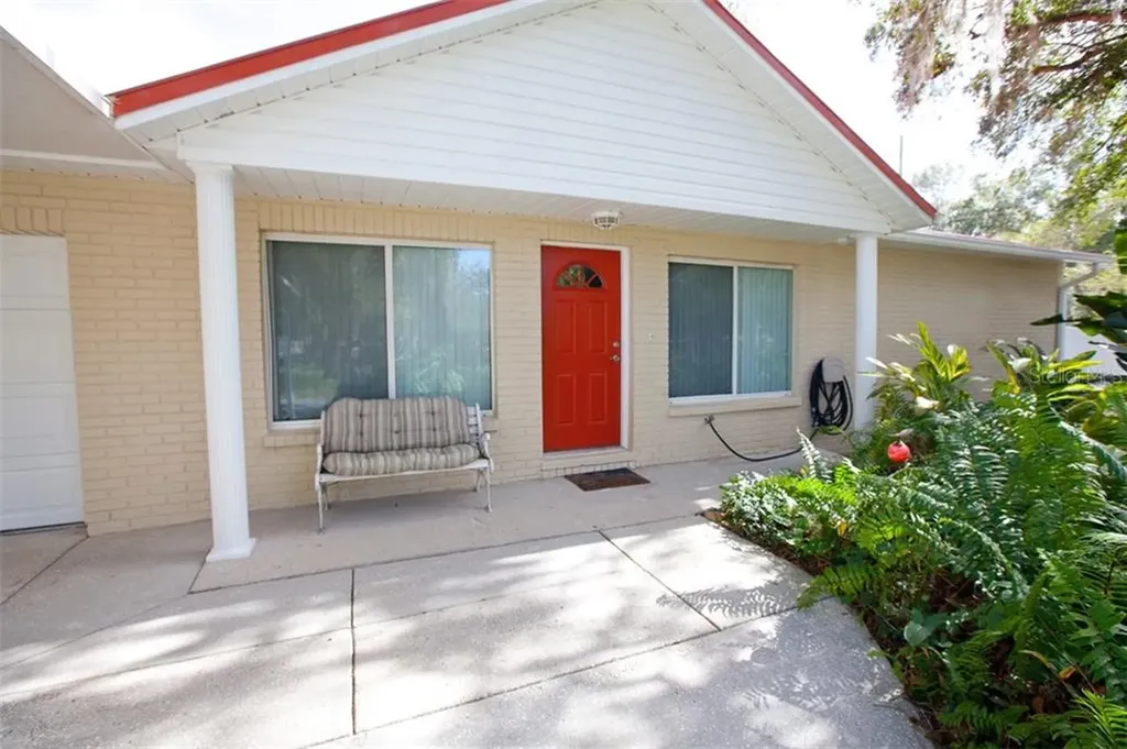 2312 Eleuthera Place Seffner FL 33584