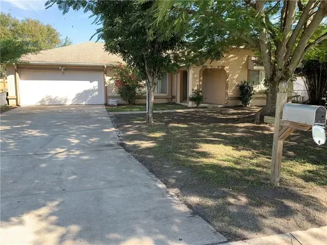 107 Floral Court Kissimmee FL 34743