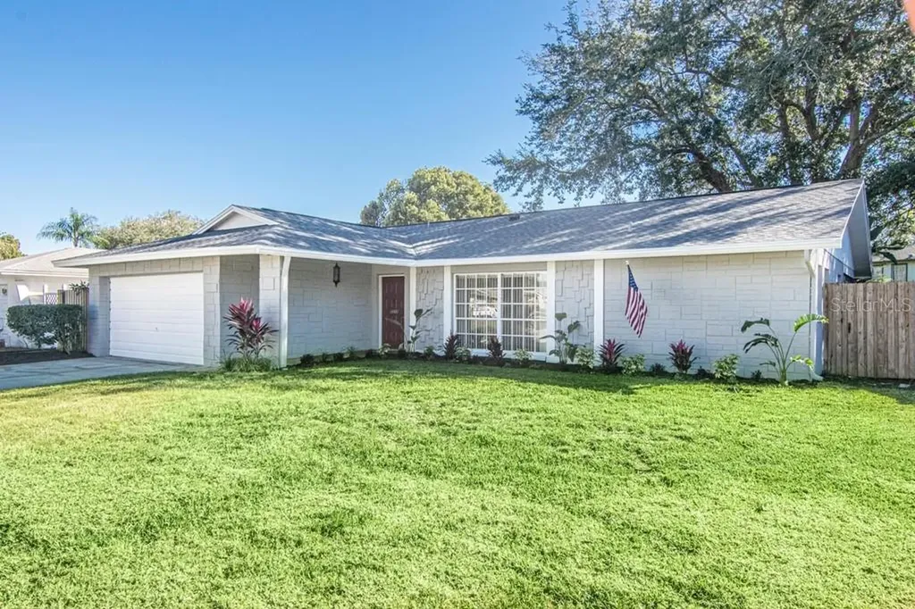 5018 Headland Hills Avenue Tampa FL 33625