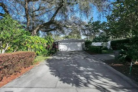 2713 Raeford Court Orlando FL 32806