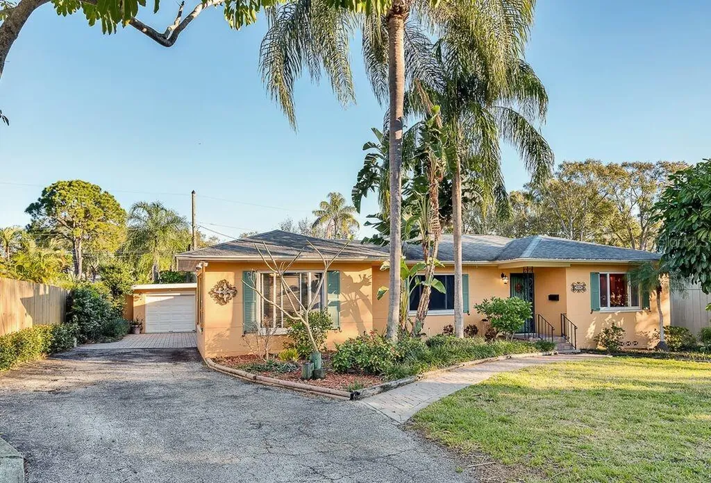 1524 Rosewood Street Clearwater FL 33755