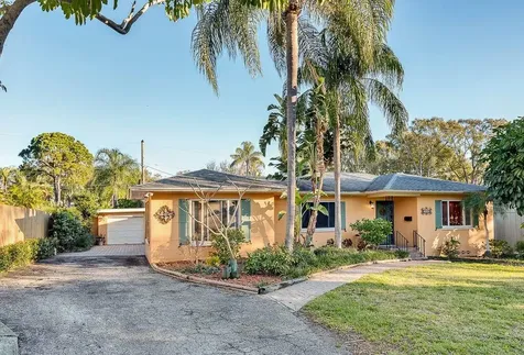 1524 Rosewood Street Clearwater FL 33755