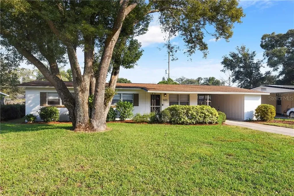 1625 Don San George Court Orlando FL 32812
