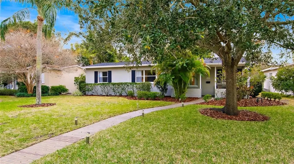 408 36th Avenue NE St Petersburg FL 33704